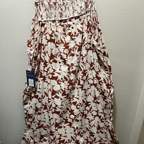 Nwt! Universal Thread 2x brown floral dress - Picture 6 of 7
